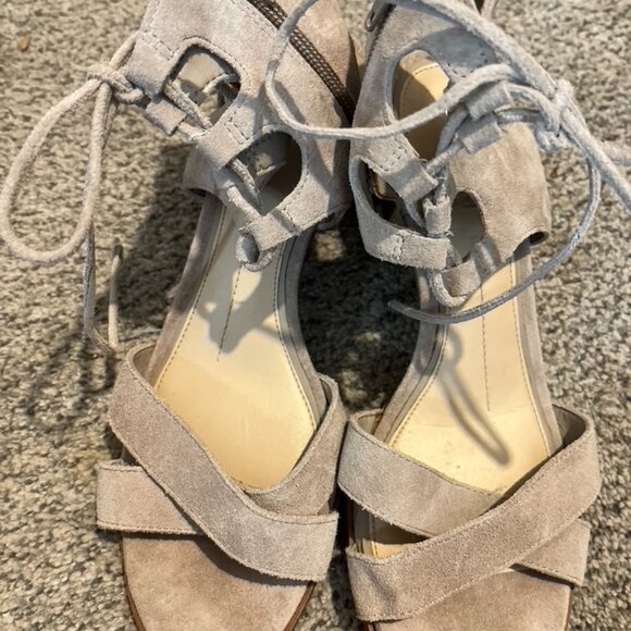 GIANNI BINI KHAKI SUEDE BLCK DRESS HEELS SANDALS SZ 9M - Picture 7 of 7